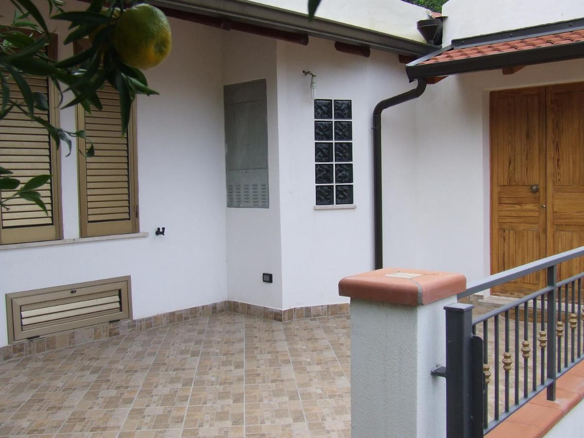 Apartamento Relax Vista Eolie Piraino Exterior foto